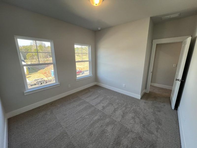 Spacious, unfurnished interior of a new home in Red Bird Manor, Jefferson (Image 29).