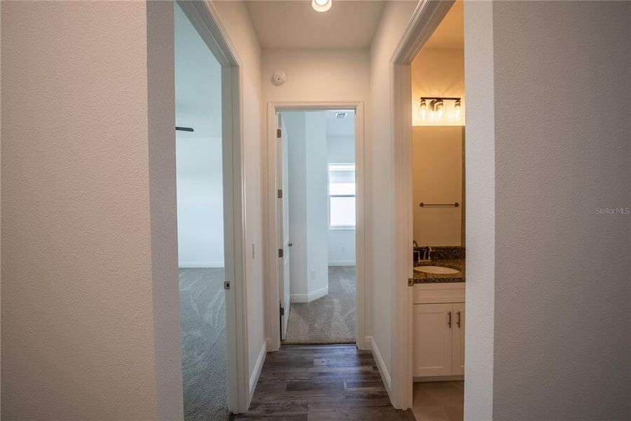 Spacious, unfurnished interior of a new home in , Ocala (Image 23).