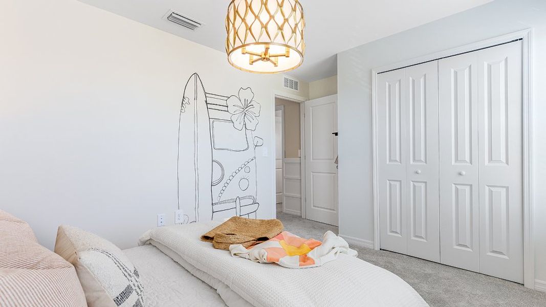 Florida CORE L004 Edison Bed2 2of2 F2 Base6 8 4 25