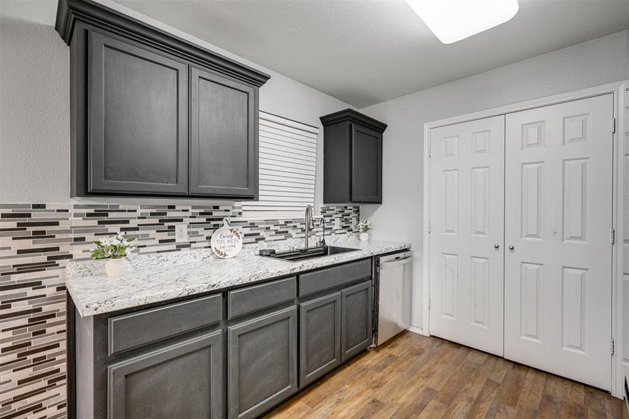 Furnished interior view inside a new home in , Powderly (Image 18).