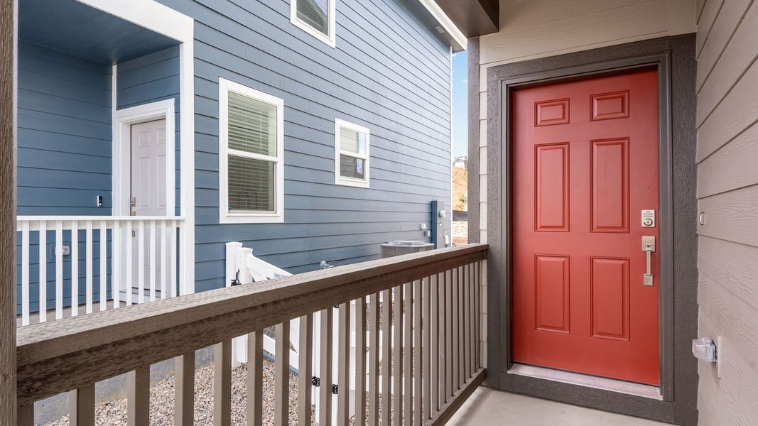 Exterior details and patio area of a home in Ellston Park, Colorado Springs (Image 3).