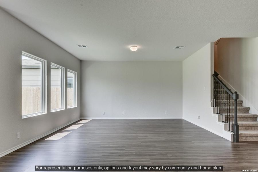 Spacious, unfurnished interior of a new home in Nopal Valley, San Antonio (Image 21).