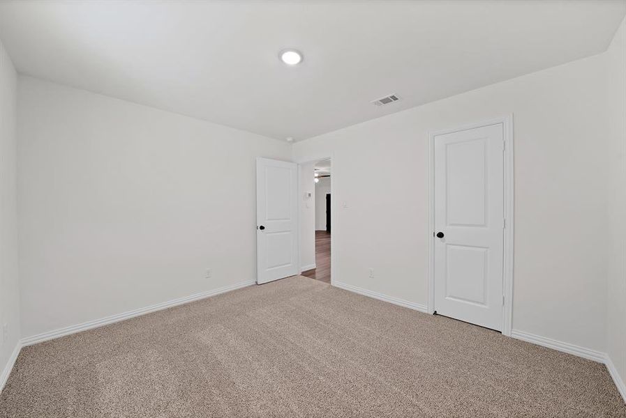 Spacious, unfurnished interior of a new home in , Poolville (Image 20).