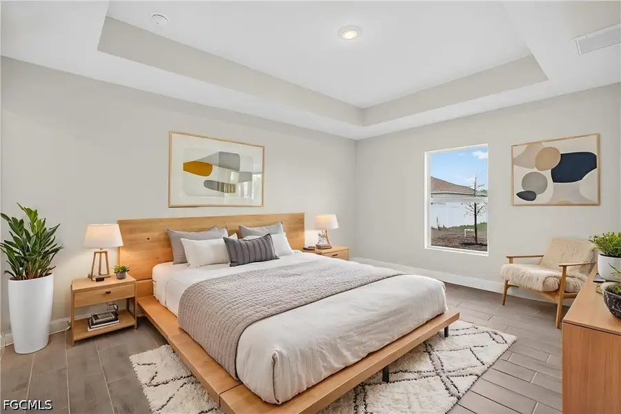 Furnished interior view inside a new home in Cape Coral, Cape Coral (Image 4).