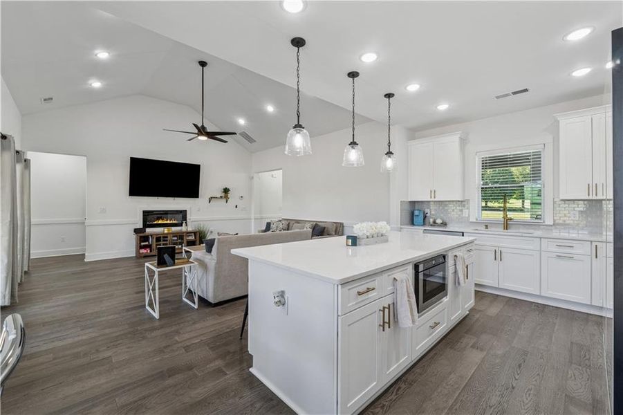 Furnished interior view inside a new home in , Gainesville (Image 23).