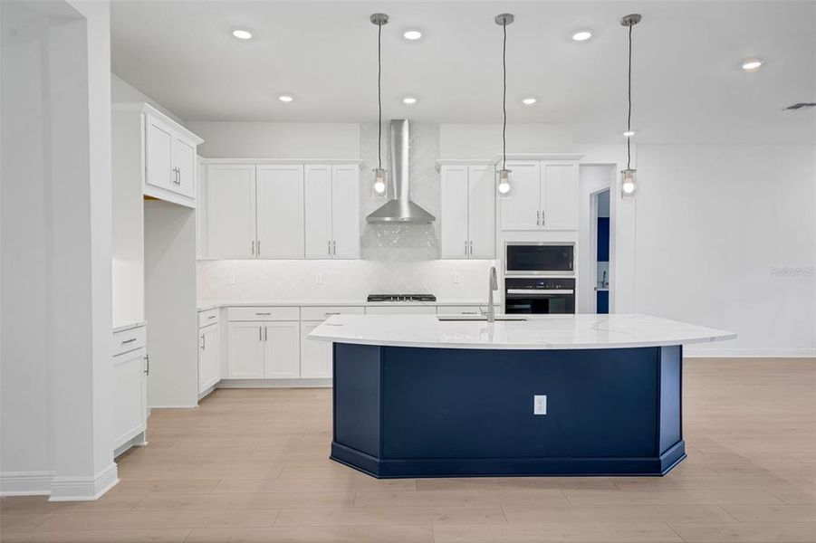 Furnished interior view inside a new home in Palms at Windermere, Windermere (Image 9).