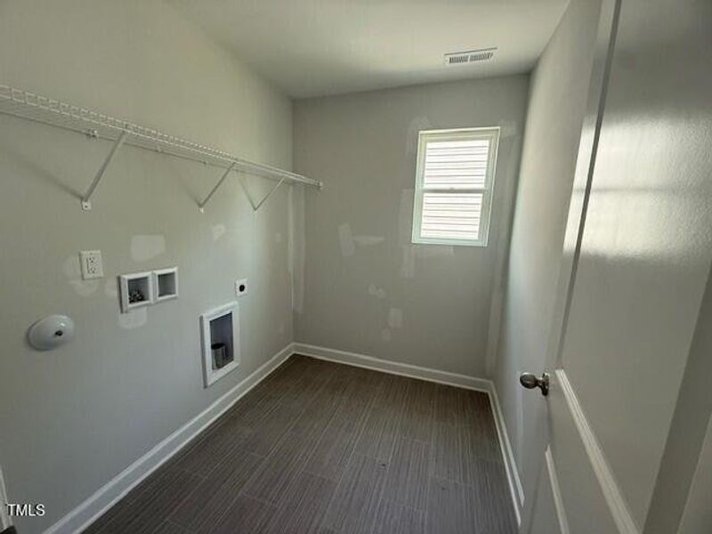 Spacious, unfurnished interior of a new home in Gregory Village, Lillington (Image 72).