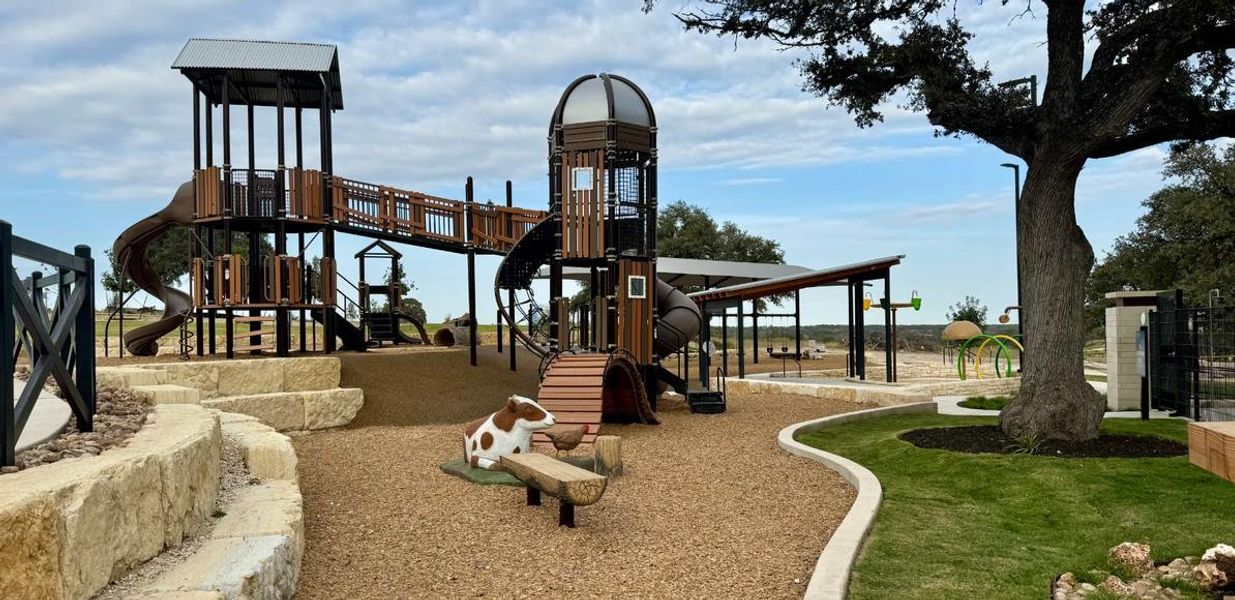Community amenities in The Cottages at Lariat, Liberty Hill (Image 29).