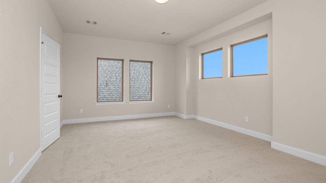 Spacious, unfurnished interior of a new home in StoneCreek Estates, Richmond (Image 11).