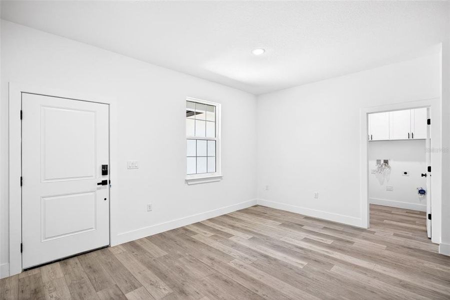 Spacious, unfurnished interior of a new home in , Port Charlotte (Image 23).