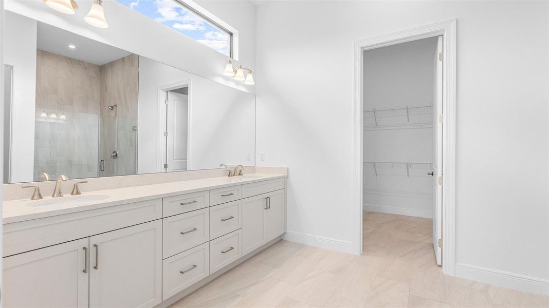 Owner's Bath
