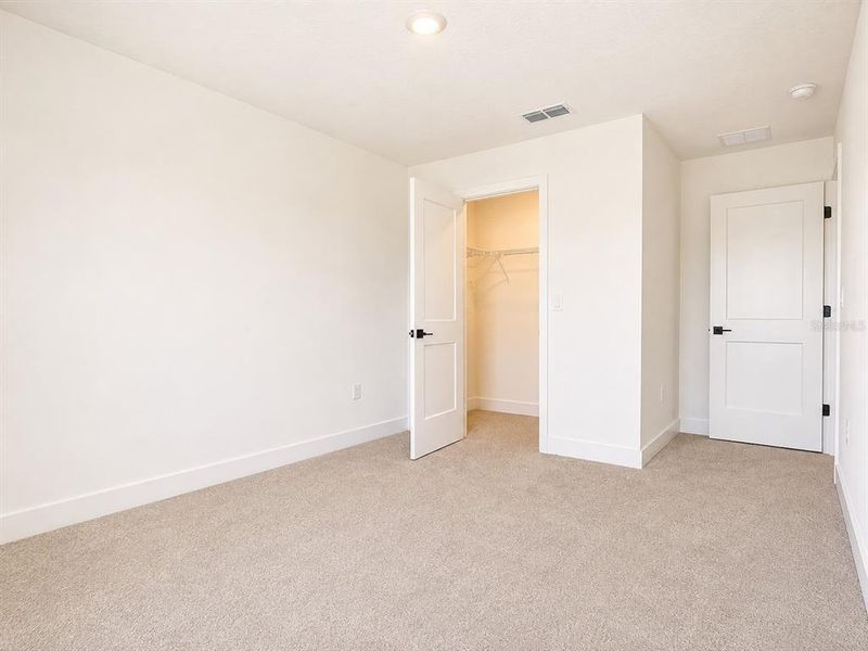 Spacious, unfurnished interior of a new home in , St. Cloud (Image 18).