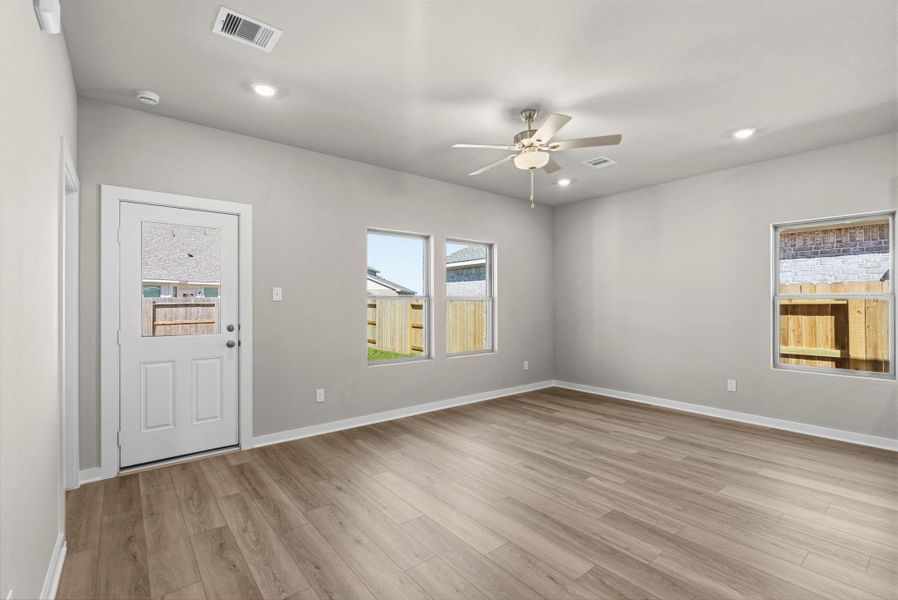 Spacious, unfurnished interior of a new home in Windrose Green, Angleton (Image 25).