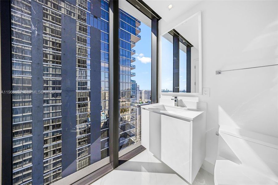 Condo located in Miami, FL showcasing its design and architecture (Image 3). Condo located in Miami, FL showcasing its design and architecture (Image 3).