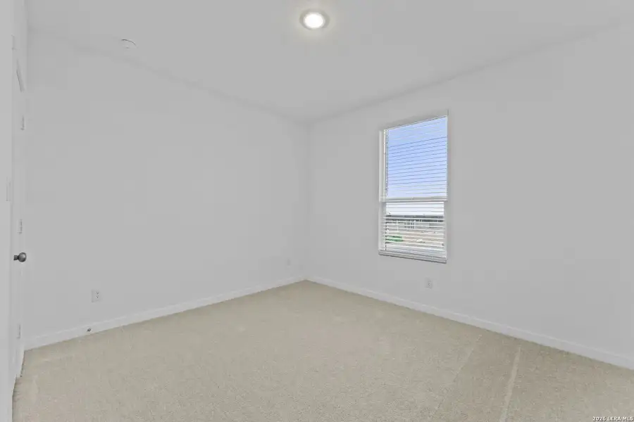 Spacious, unfurnished interior of a new home in Brookmill, San Antonio (Image 22).