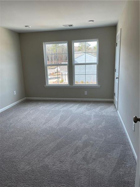 Spacious, unfurnished interior of a new home in Crossvine Estates, Braselton (Image 12).