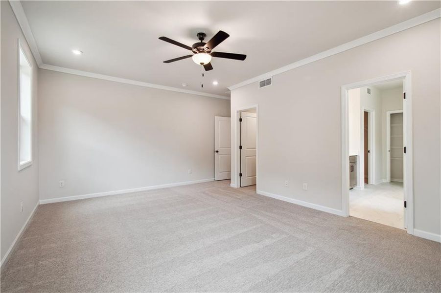 Spacious, unfurnished interior of a new home in Hillside Manor, Powder Springs (Image 12).