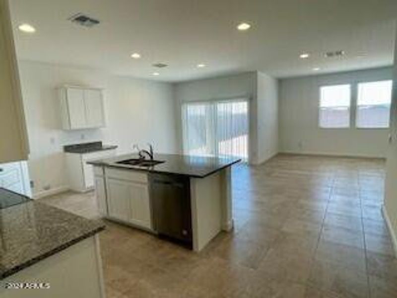 Lot 192 Kitchen pic 1