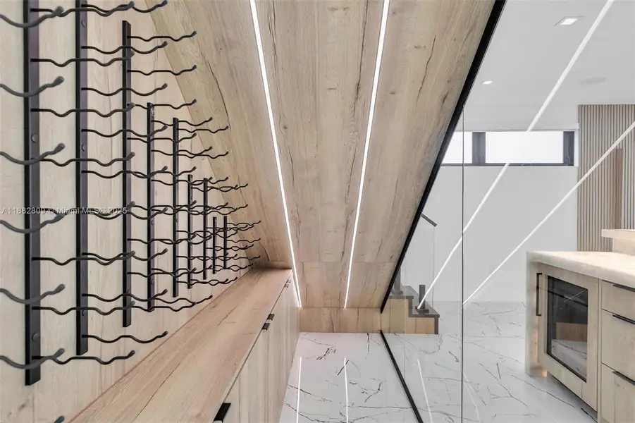 Image 70 of a home in .