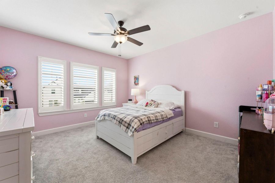 Furnished interior view inside a new home in , Conroe (Image 10).