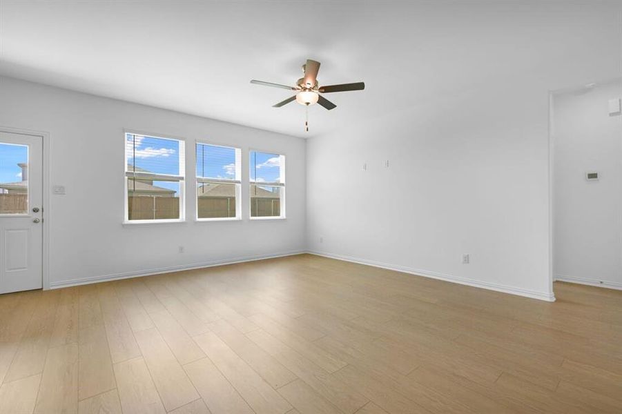 Spacious, unfurnished interior of a new home in River Ridge, Crandall (Image 24). Spacious, unfurnished interior of a new home in River Ridge, Crandall (Image 24).