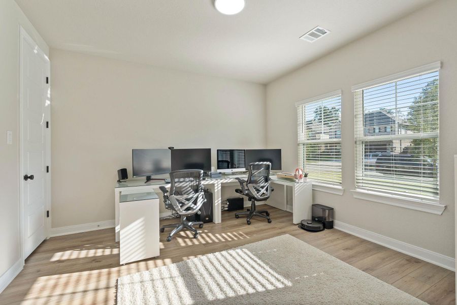 Furnished interior view inside a new home in Pine Lake Cove - Classic Series, Montgomery (Image 9). Furnished interior view inside a new home in Pine Lake Cove - Classic Series, Montgomery (Image 9).
