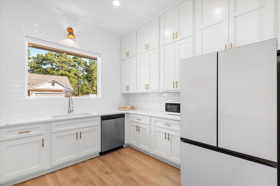 Furnished interior view inside a new home in , Bastrop (Image 22). Furnished interior view inside a new home in , Bastrop (Image 22).