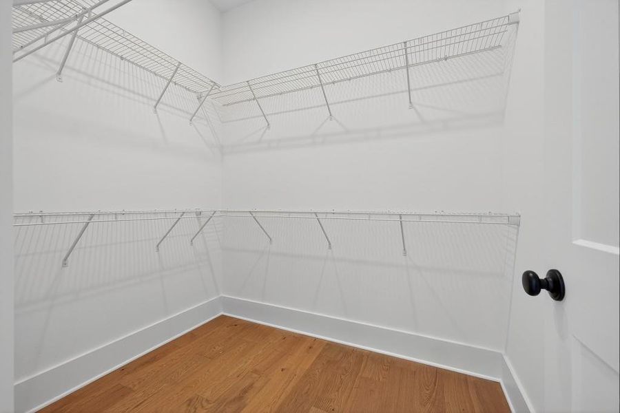 Spacious, unfurnished interior of a new home in Livingstone Park, Kennesaw (Image 36).