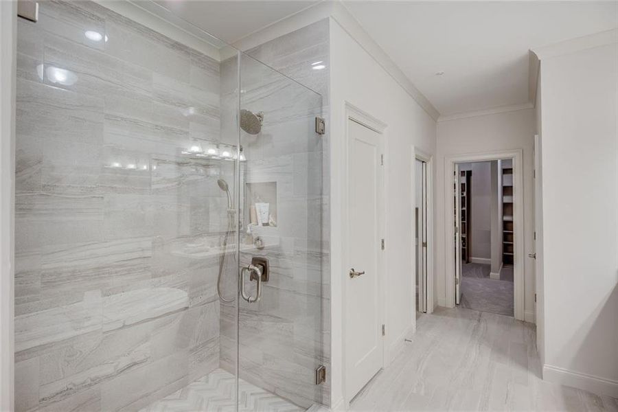 Spacious, unfurnished interior of a new home in , Senoia (Image 20).