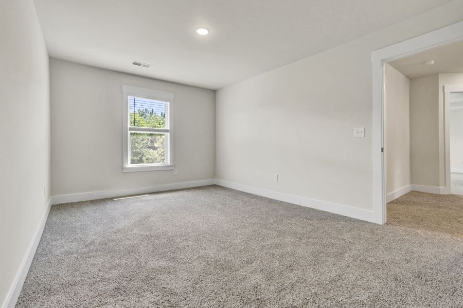 Spacious, unfurnished interior of a new home in Foxbank, Gray Court (Image 18). Spacious, unfurnished interior of a new home in Foxbank, Gray Court (Image 18).