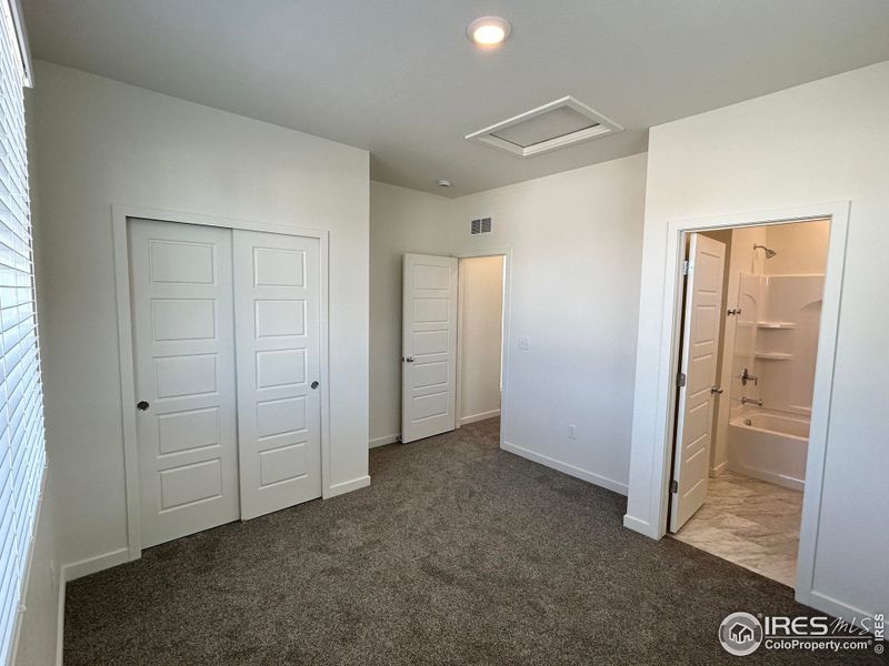 Spacious, unfurnished interior of a new home in Liberty Draw, Evans (Image 9).