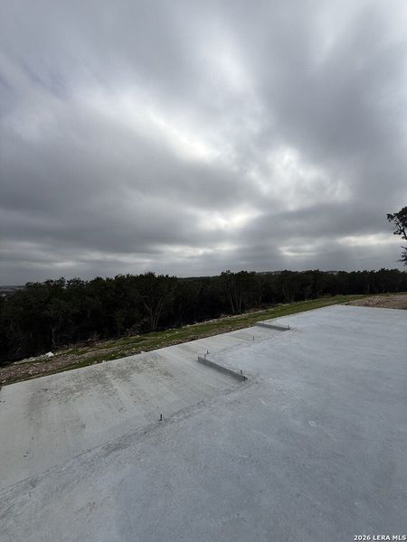 Image 10 of a home in .