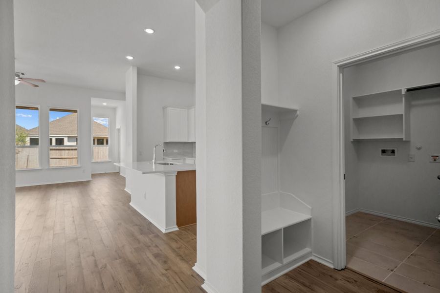 1,607sf New Home in New Braunfels, TX. - Slide 20 1,607sf New Home in New Braunfels, TX. - Slide 20