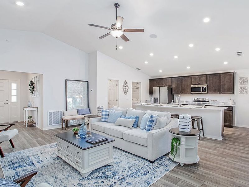 Professionally designed and decorated model home for sale in Mulberry, FL!