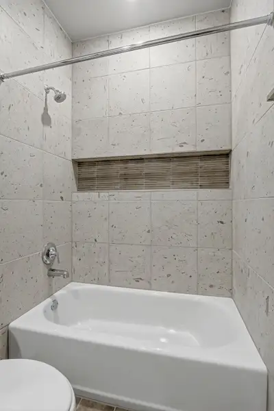 Furnished interior view inside a new home in Campo Del Sol, El Paso (Image 10).