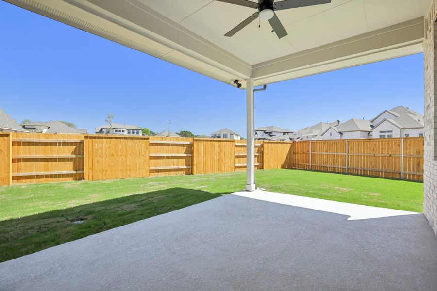 Exterior details and patio area of a home in 6 Creeks, Kyle (Image 29).
