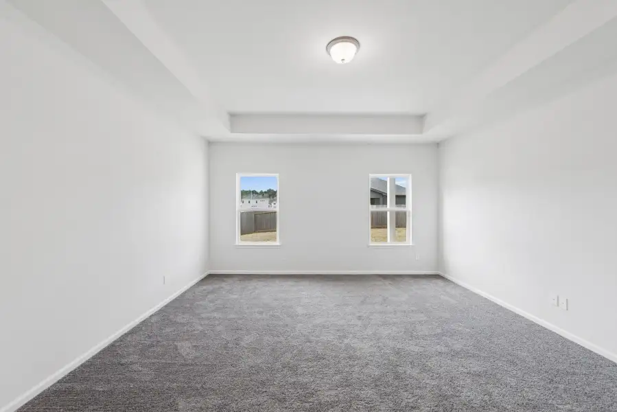 Spacious, unfurnished interior of a new home in Sierra Vista, Rosharon (Image 20).