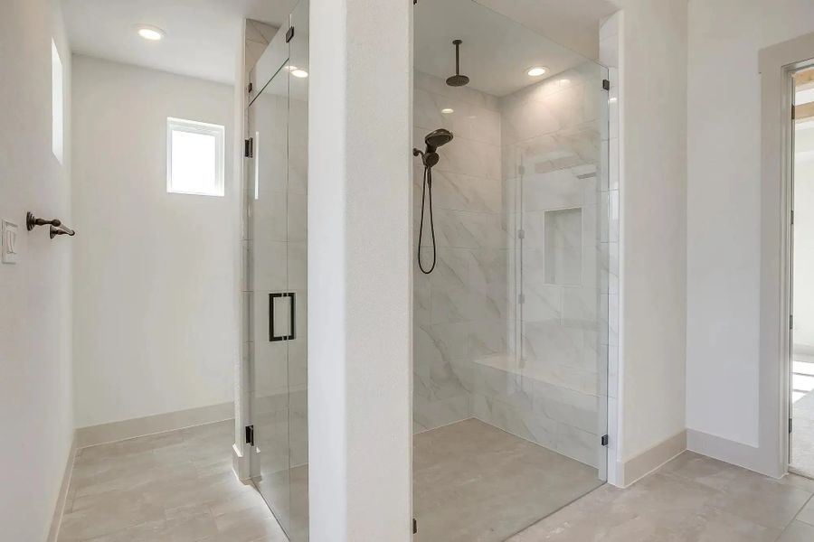 Representative furnished interior of a home built from the The Carley by Elmwood Custom Homes in Byrum Ranch, Maypearl (Image 21).