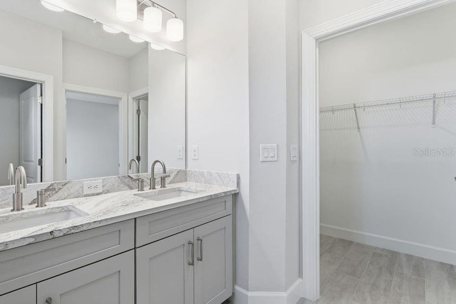 Furnished interior view inside a new home in Seahaven, Punta Gorda (Image 6).