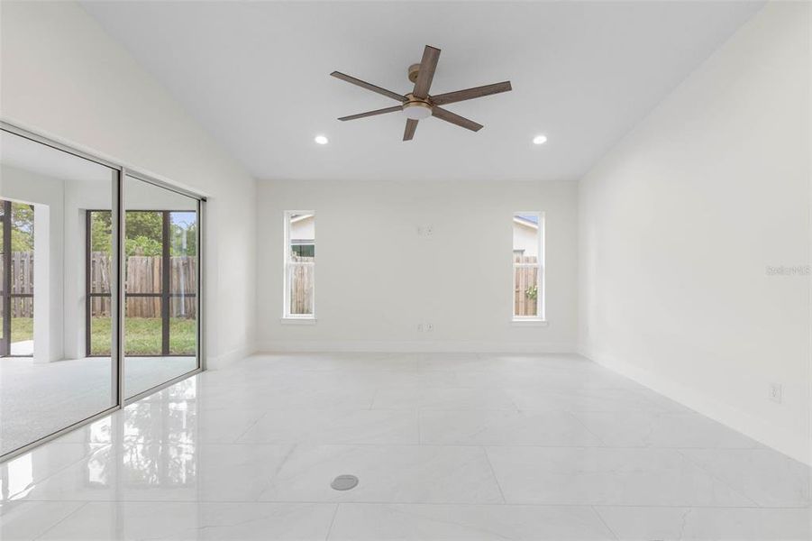 Spacious, unfurnished interior of a new home in , Palm Coast (Image 26). Spacious, unfurnished interior of a new home in , Palm Coast (Image 26).
