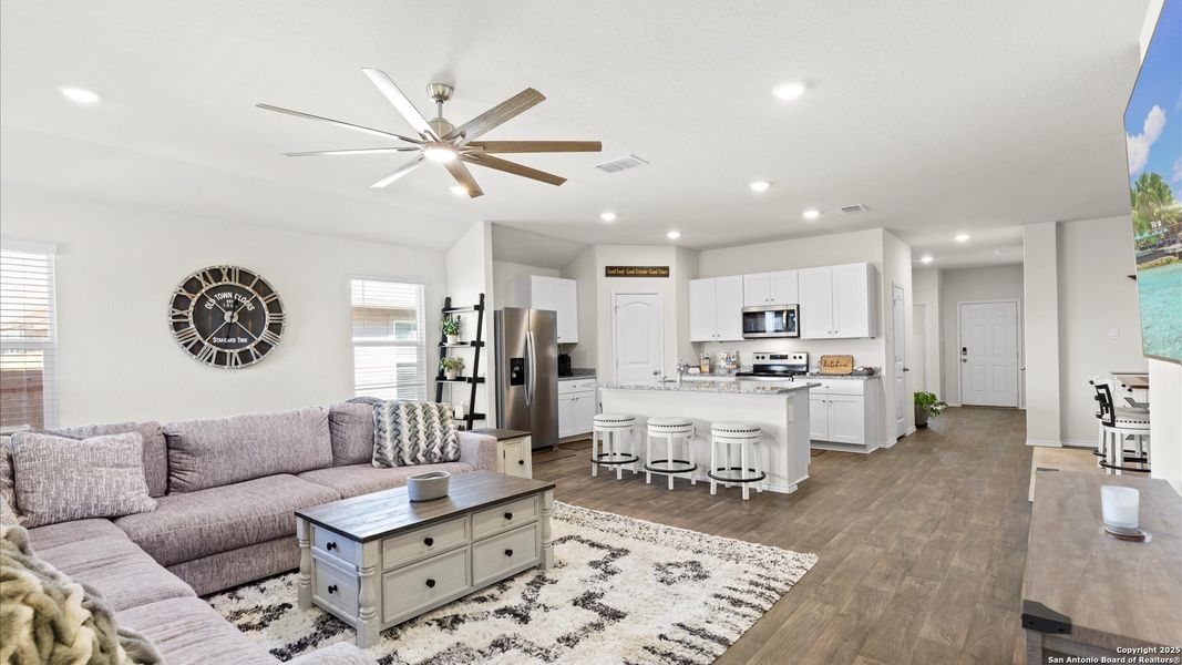 Furnished interior view inside a new home in Arroyo Ranch, Seguin (Image 33).