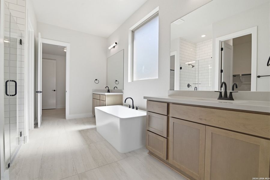 Furnished interior view inside a new home in Legacy at Lake Dunlap, New Braunfels (Image 7).