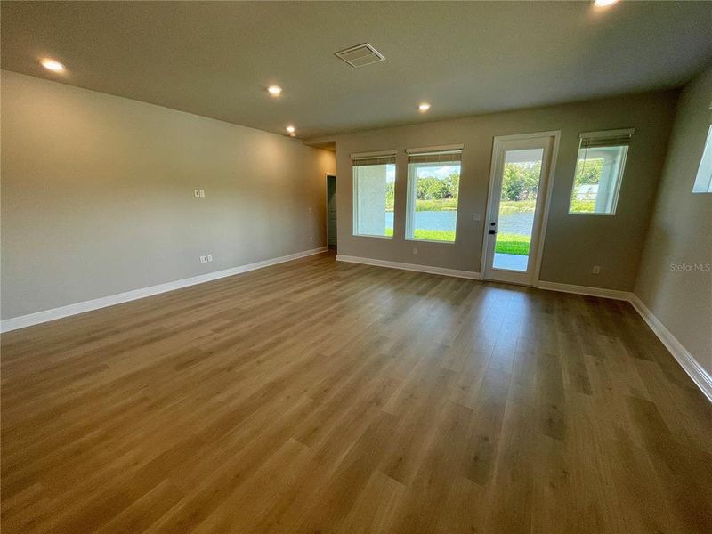 Spacious, unfurnished interior of a new home in , Parrish (Image 18).