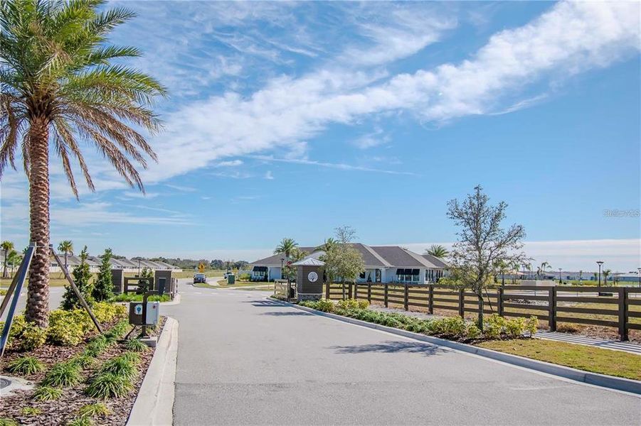 Community amenities in Tohoqua Reserve, Kissimmee (Image 42).