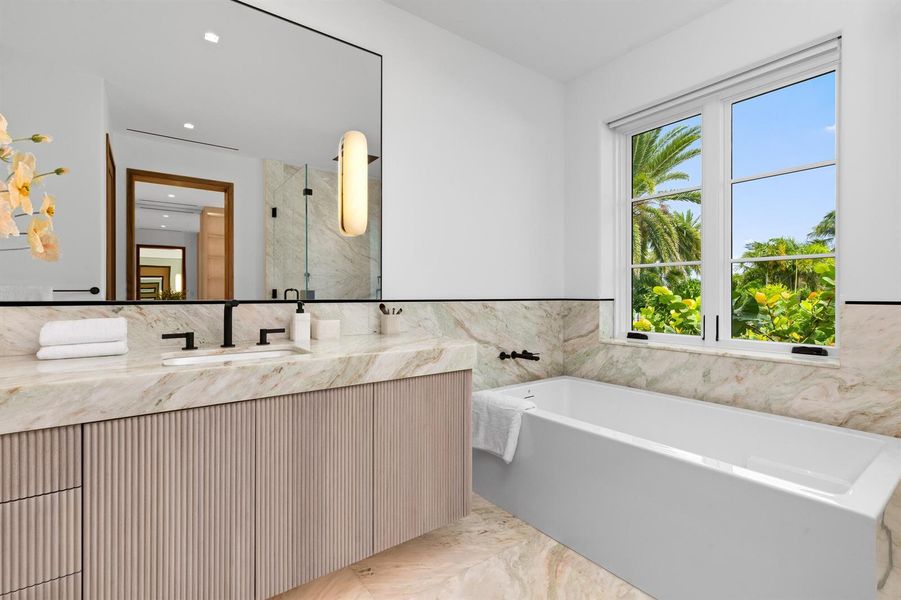 41 - Primary Bath 1