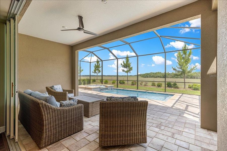 Exterior details and patio area of a home in , Ocala (Image 4).