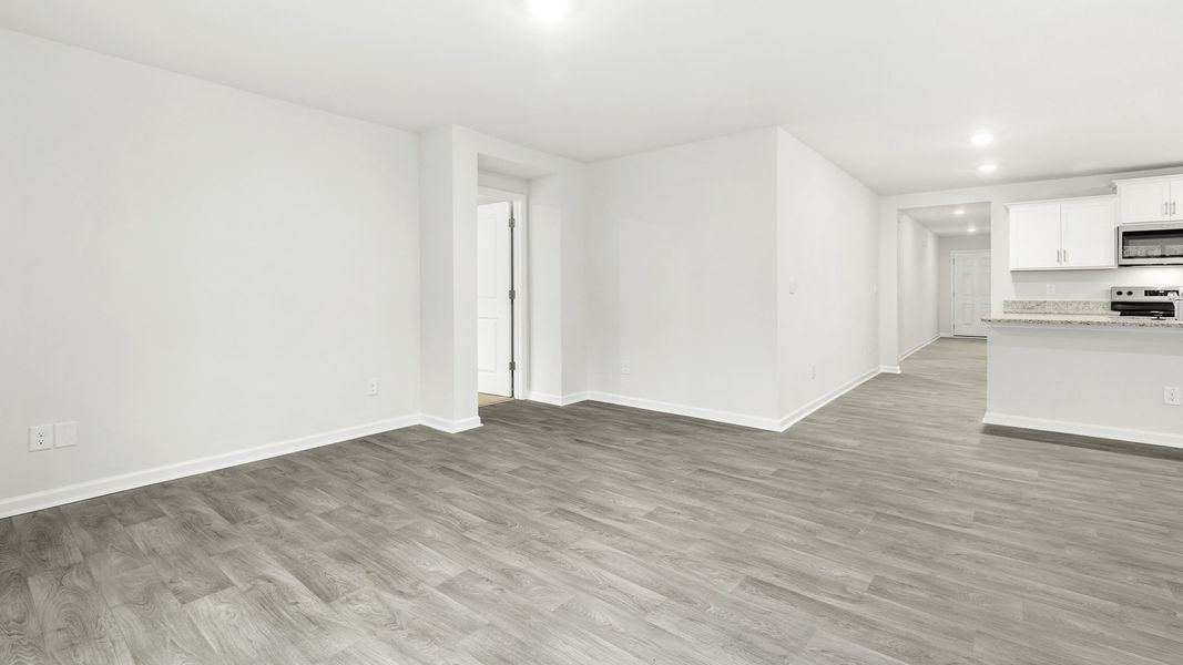 Spacious, unfurnished interior of a new home in Edinborough, Gibsonville (Image 17).