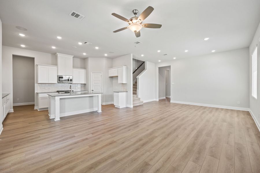 Representative unfurnished interior of a home built from the Janie by Cambridge Homes in Lake Park, Rowlett (Image 17).