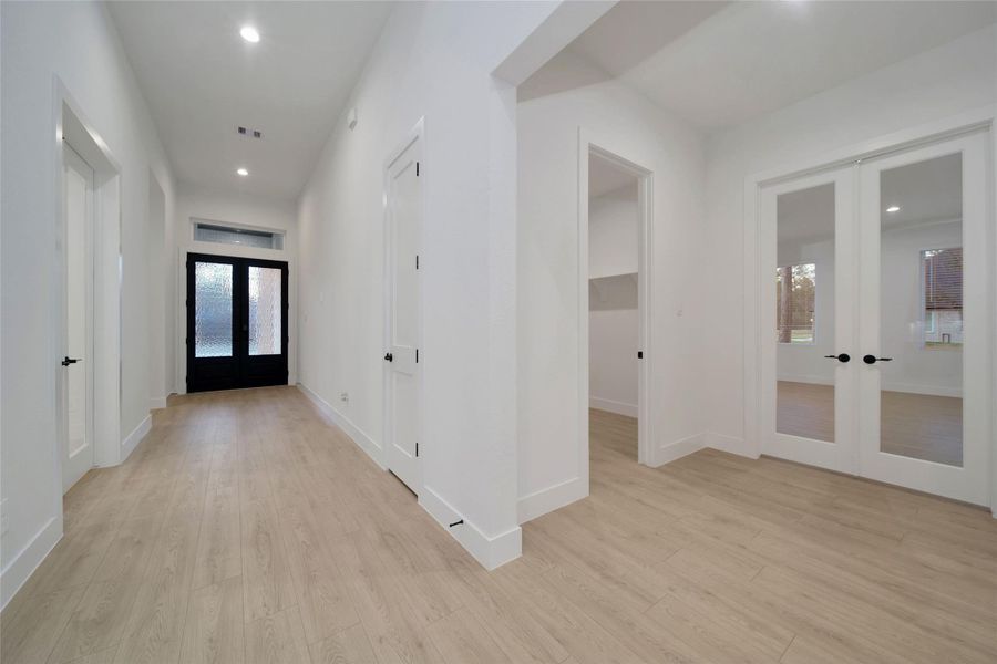 Spacious, unfurnished interior of a new home in , Pinehurst (Image 30). Spacious, unfurnished interior of a new home in , Pinehurst (Image 30).