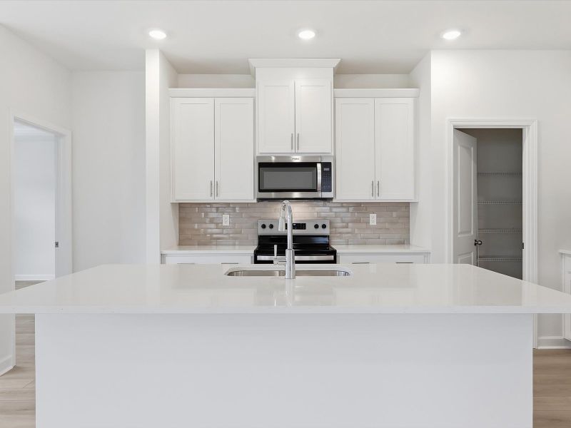 Furnished interior view inside a new home in Palmetto Place, Longs (Image 5).
